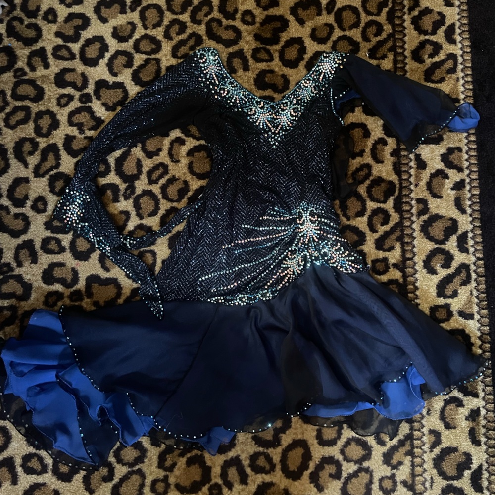 Black & Navy blue ballroom /salsa dancing 90’s vintage rhinestone stretch dream